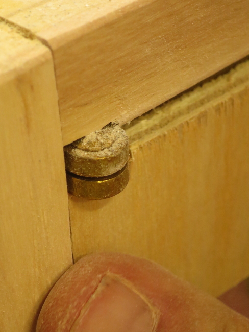 fittg hinges2i.JPG